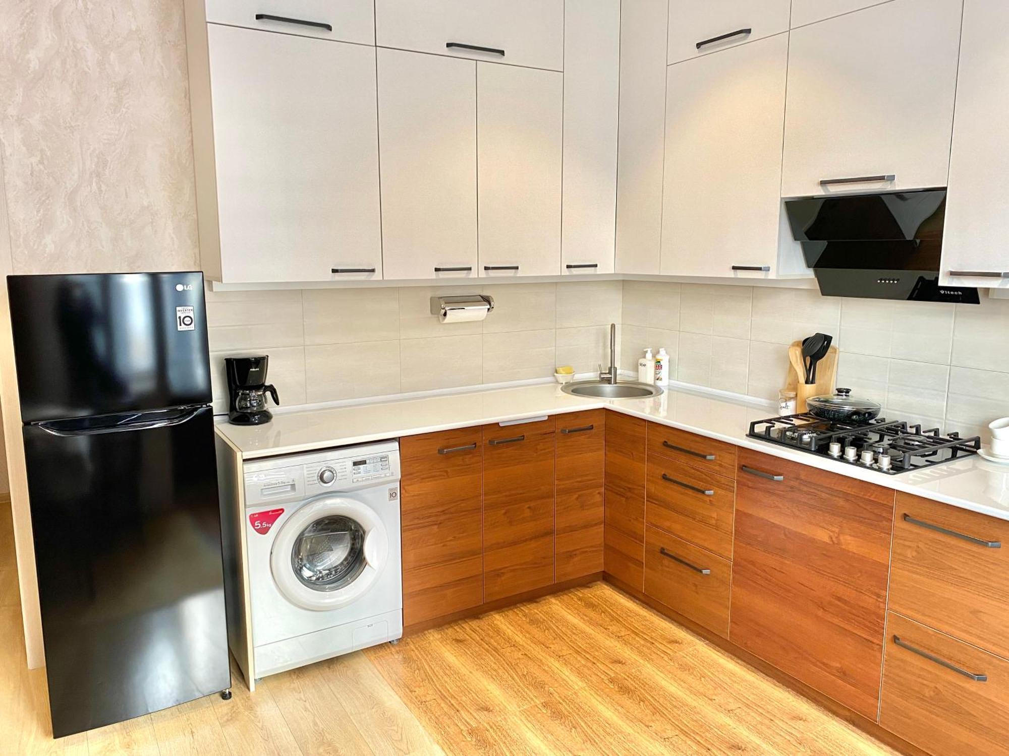 Spacious Apartment In New Building, Near The City Center And Airport Ташкент Экстерьер фото