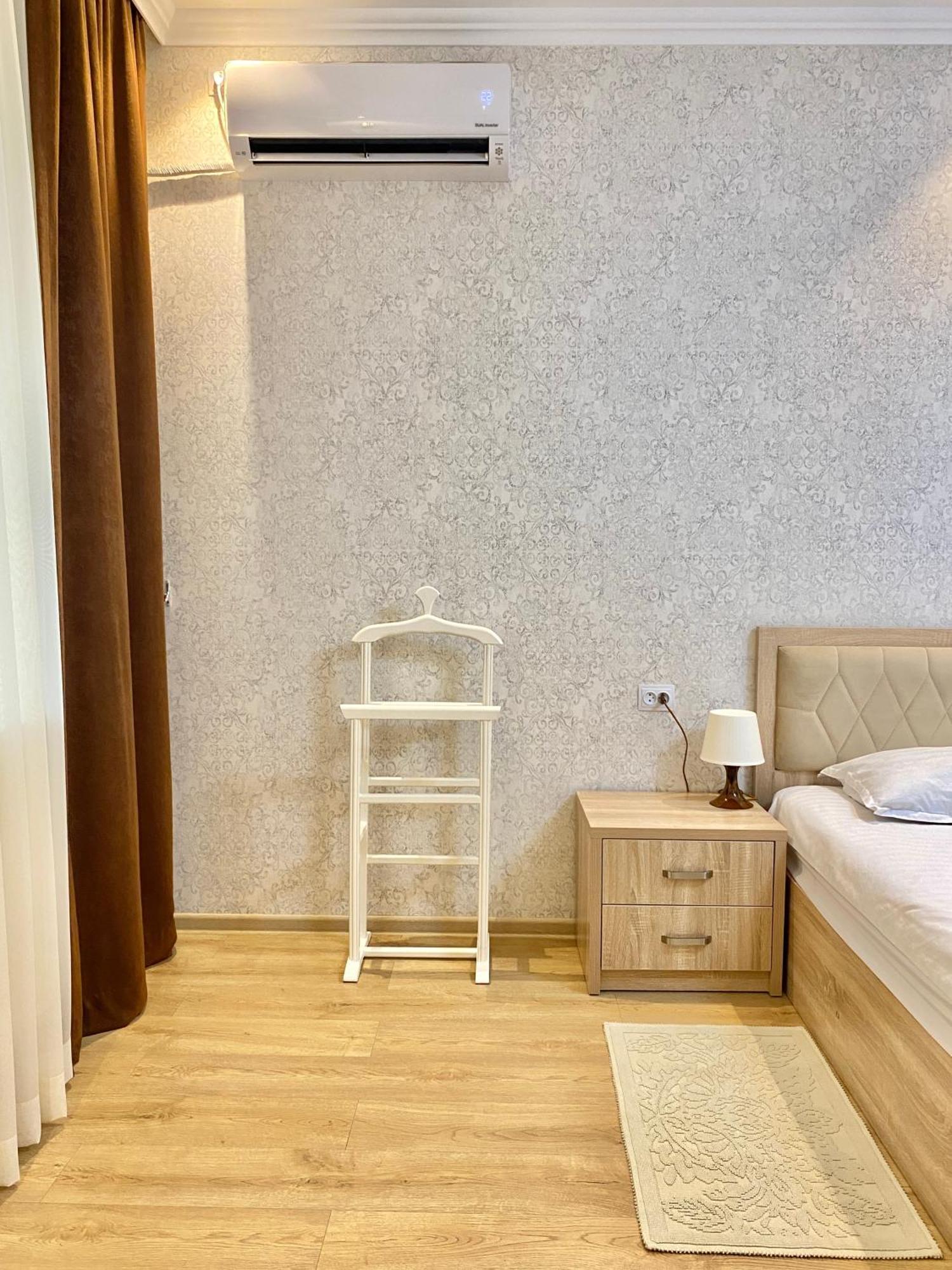 Spacious Apartment In New Building, Near The City Center And Airport Ташкент Экстерьер фото